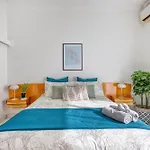 Apartment Stunning Seafront With Panoramic Views