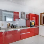 Apartment Stunning Seafront With Panoramic Views