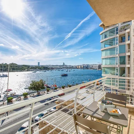 Apartament Stunning Seafront With Panoramic Views Sliema