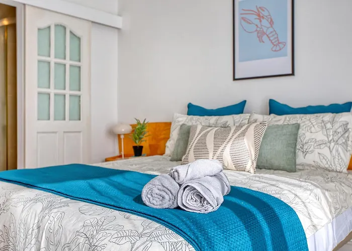 Apartament Stunning Seafront With Panoramic Views