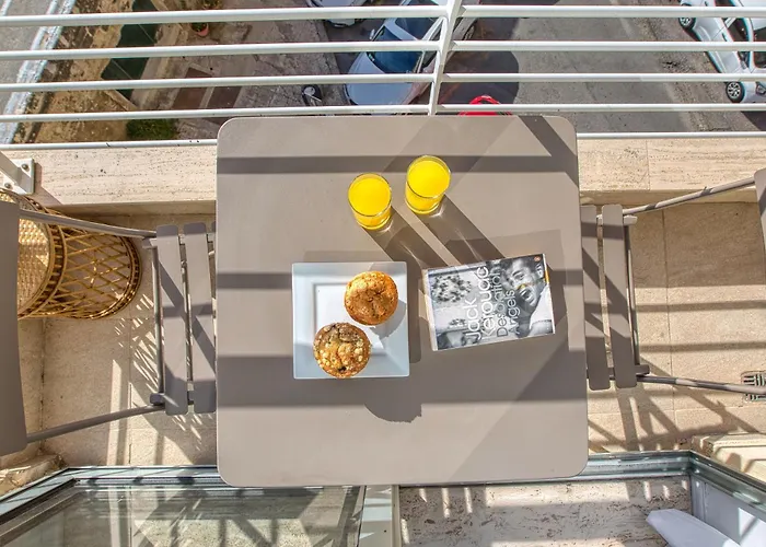 Apartament Stunning Seafront With Panoramic Views